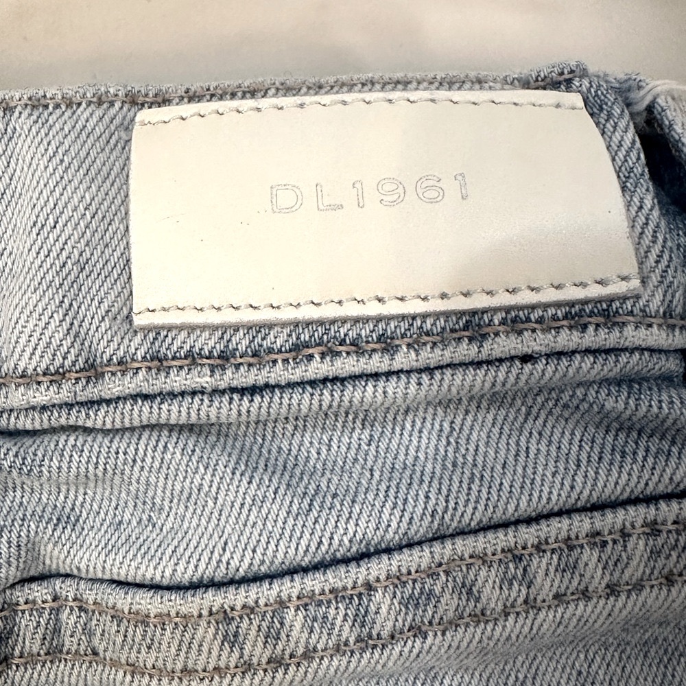 DL1961 Nini Wide Leg Jeans - Picture 4 of 5
